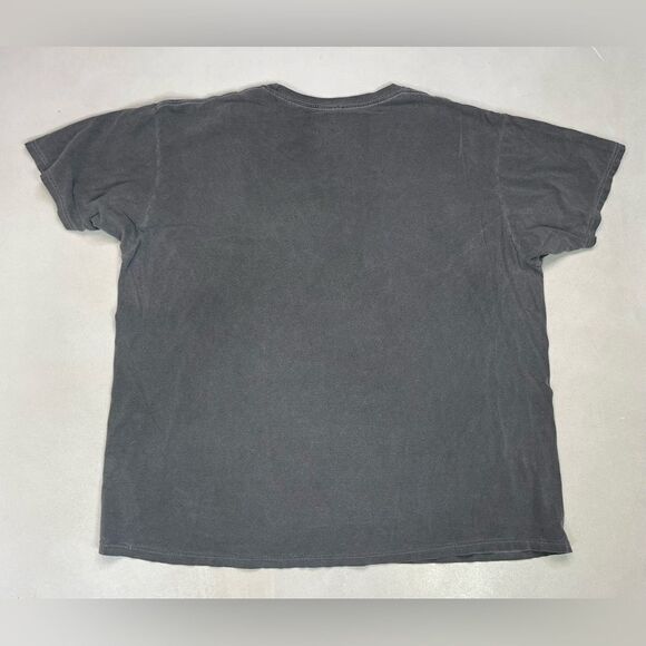 Attack On Titan Colossal Titan Graphic T-shirt Men XL Oversized Short Sleeve - Picture 3 of 5